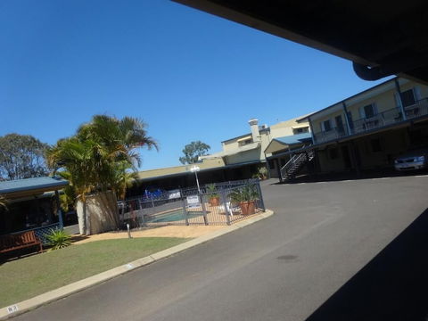 Boulevard Lodge - Accommodation Whitsundays 0