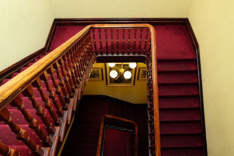 Hotel Claremont Guest House - Accommodation Whitsundays 7
