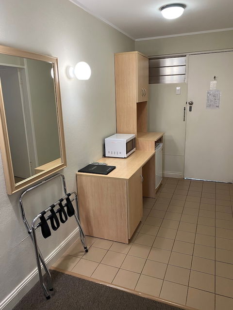 Country Gardens Motel - Accommodation Whitsundays 5