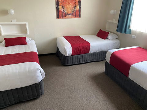 Country Gardens Motel - Accommodation Whitsundays 4