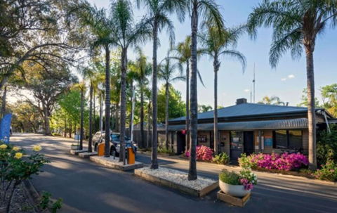 Discovery Parks â€“ Lake Hume, Victoria - Accommodation Whitsundays 5