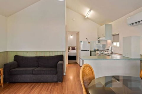 Discovery Parks â€“ Lake Hume, Victoria - Accommodation Whitsundays 6
