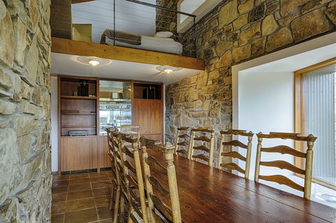 Alpine Woodsmoke - Accommodation Whitsundays 5