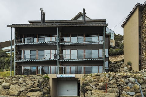 Alpine Woodsmoke - Accommodation Whitsundays 0