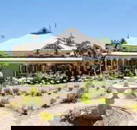 Cockburn House - Accommodation Whitsundays