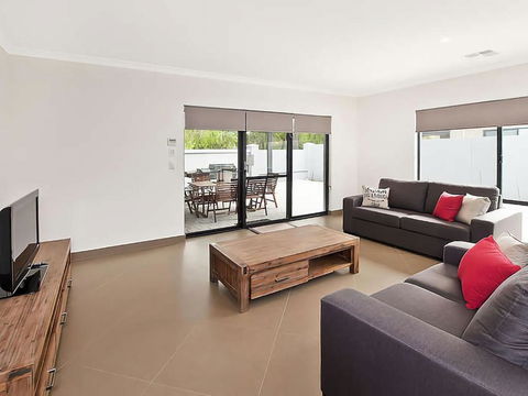 Ocean Walk Abbey Beach - Accommodation Whitsundays 2