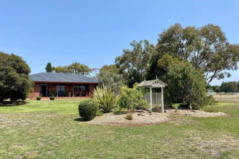 Jacaranda Wey B & B - Accommodation Whitsundays 6
