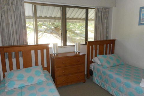 Placid Waters Holiday Apartments - Accommodation Whitsundays 6