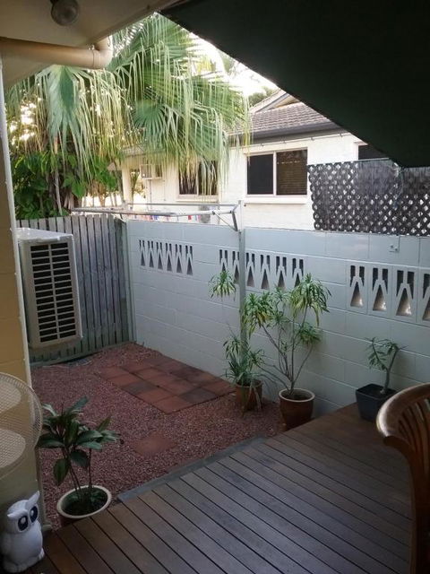 A City Retreat 2BR Apartment Reid Park Townsville - Accommodation Whitsundays 3