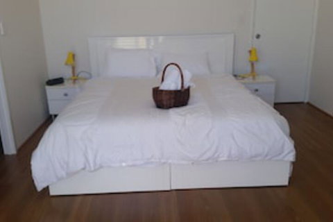 Wyatt Retreat - Accommodation Whitsundays 0