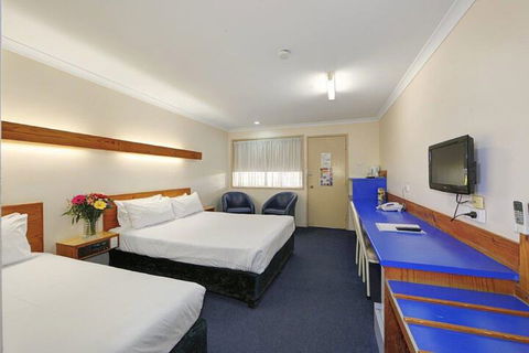 Smart Motel Bert Hinkler - Accommodation Whitsundays 7