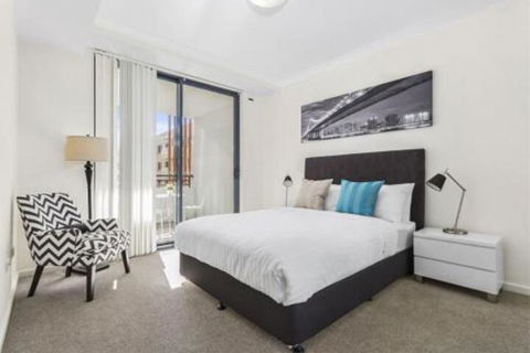 Astra Apartments Liverpool - Accommodation Whitsundays 4