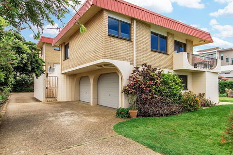 Beachfront Studio & Private Pool - Accommodation Whitsundays 1