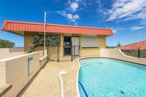 Beachfront Studio & Private Pool - Accommodation Whitsundays 0