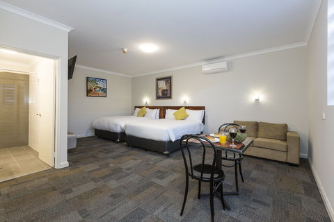 Gallery Hotel - Accommodation Whitsundays 6