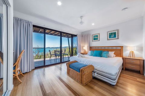 Panorama 12 - Accommodation Whitsundays 2