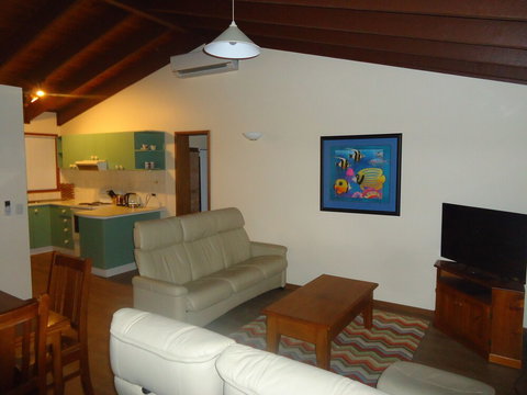 Dalmeny Shores - Accommodation Whitsundays 0