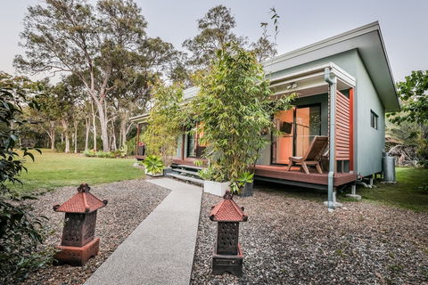 Agnes Water Stays - Accommodation Whitsundays 0