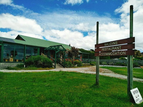 Baudins Accommodation - Accommodation Whitsundays 4