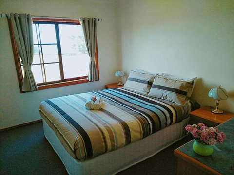 Baudins Accommodation - Accommodation Whitsundays 2