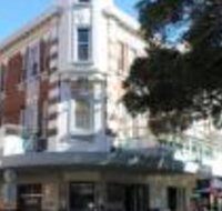 The Crown  Anchor Hotel - Accommodation Whitsundays
