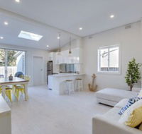 The Lucky Dog - Accommodation Whitsundays