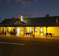 Wellshot Hotel - Accommodation Whitsundays