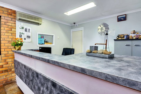 MAS Country Jackie Howe Motel - Accommodation Whitsundays 2