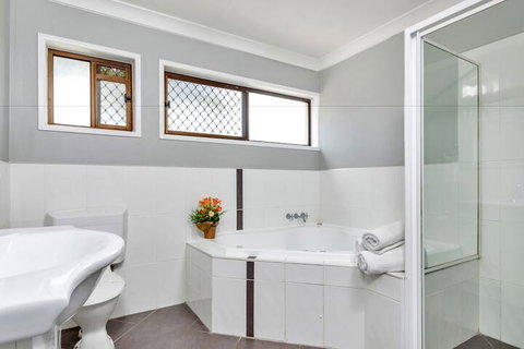 MAS Country Jackie Howe Motel - Accommodation Whitsundays 5