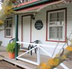 Coonawarras Pyrus Cottage - Accommodation Whitsundays