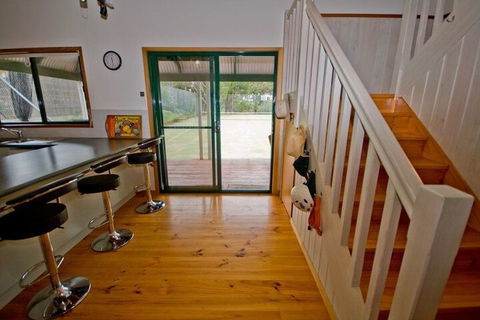 Cliff House Cottage - Accommodation Whitsundays 3
