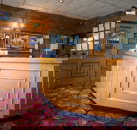 Golden Grain Motor Inn - Accommodation Whitsundays