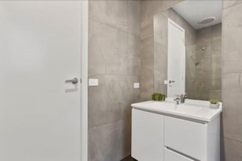 Coastal Vibe Apartments - Accommodation Whitsundays 5