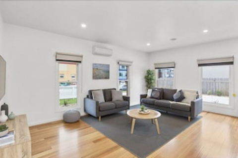 Coastal Vibe Apartments - Accommodation Whitsundays 6