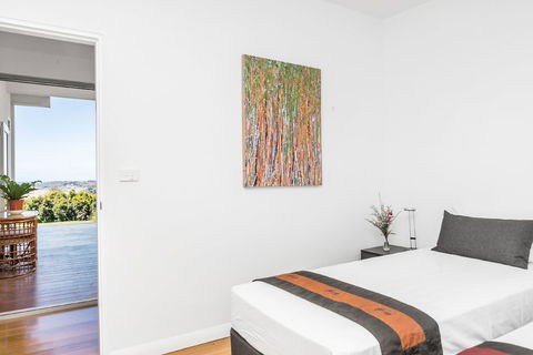 A PERFECT STAY - Jali Burugar - Accommodation Whitsundays 5