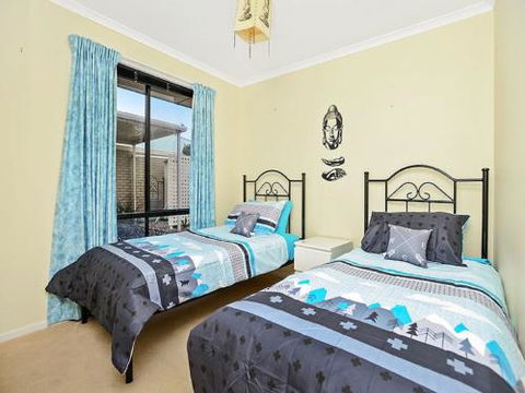 Lakeside Encounter Bay - Accommodation Whitsundays 5