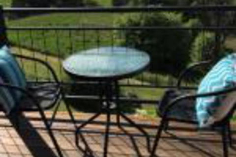 Rosewhite House - Accommodation Whitsundays 0