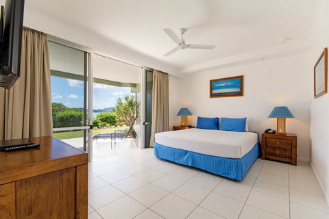 Beach Front Lagoon Lodge Apartments - Accommodation Whitsundays 5