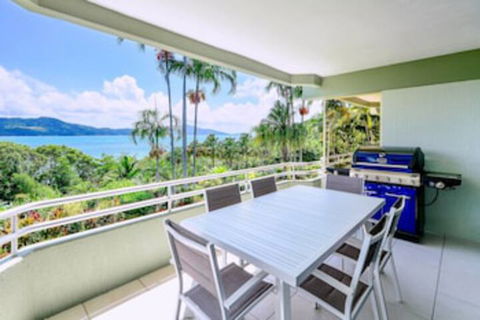 Beach Front Lagoon Lodge Apartments - Accommodation Whitsundays 0