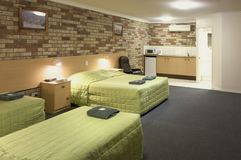 D'Aguilar Hotel Motel - Accommodation Whitsundays 3