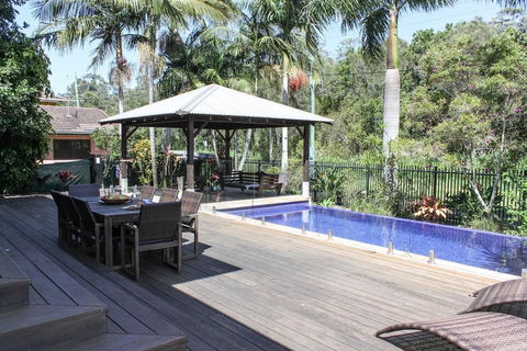 Away On Shirley Lane - Accommodation Whitsundays 2