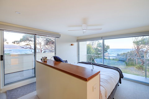 Cod Rock Point - Accommodation Whitsundays 3