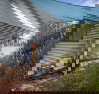 Coorong Cabins - Wren Cabin - Accommodation Whitsundays
