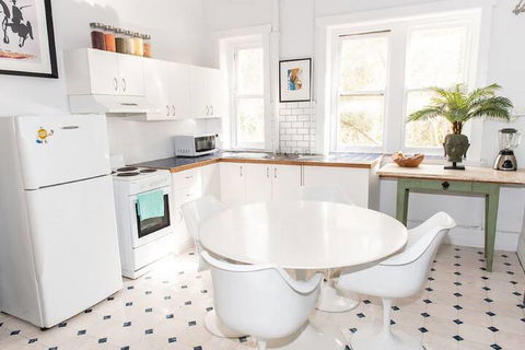 Bondi Beach Gorgeous Apartment H323 - Accommodation Whitsundays 1