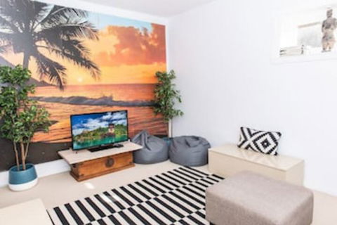 Bondi Beach Gorgeous Apartment H323 - Accommodation Whitsundays 0