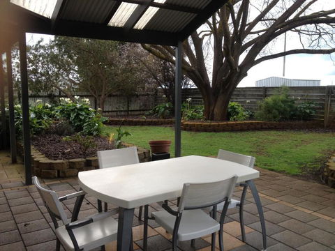 Girraween House - Accommodation Whitsundays 5