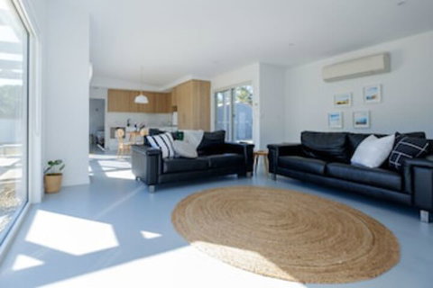 4 Redbill Drive - Accommodation Whitsundays 0