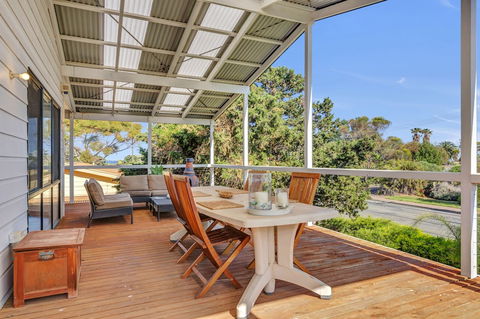 Zephyr Shores - Accommodation Whitsundays 0
