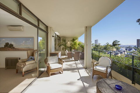 Woollahra Luxury Quiet & Central - Accommodation Whitsundays 6