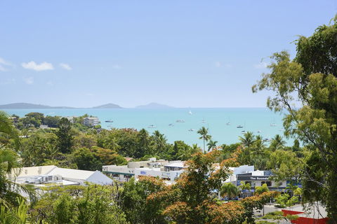 Airlie Harbour 3 Bedroom Apartment - Accommodation Whitsundays 2